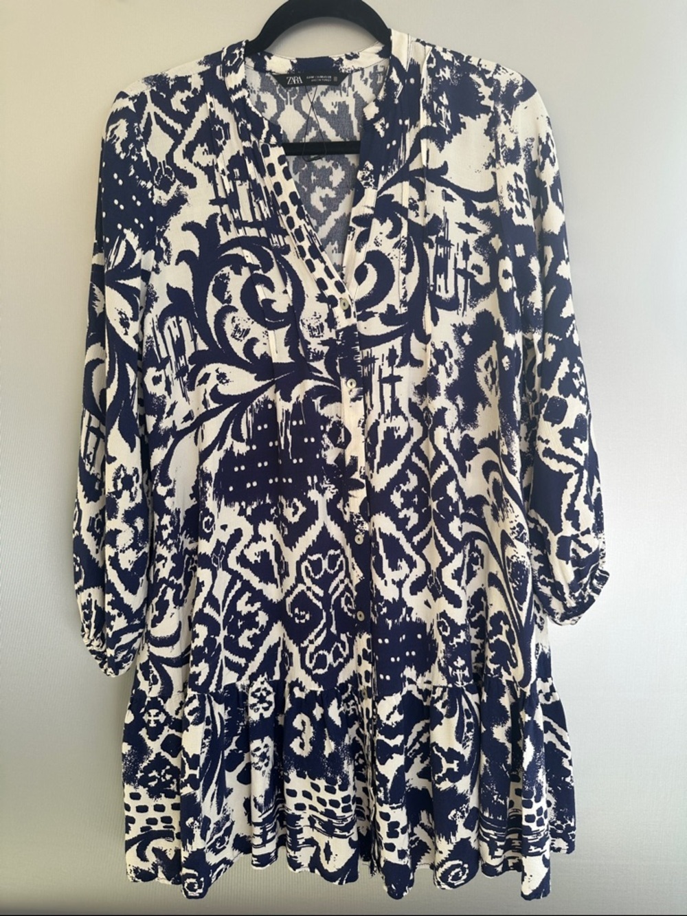 Zara Button Up Mini Dress Medium V Neck Long Sleeve Ruffle Hem Floral Blue White